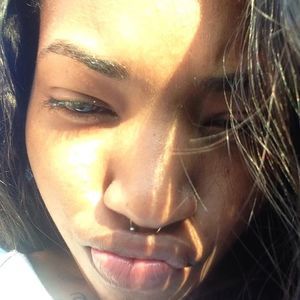 Meet your Posher, Dee